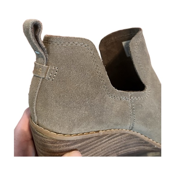TOMS THE KALLIE Taupe Suede Wedge Boot Size 5 - Picture 6 of 10